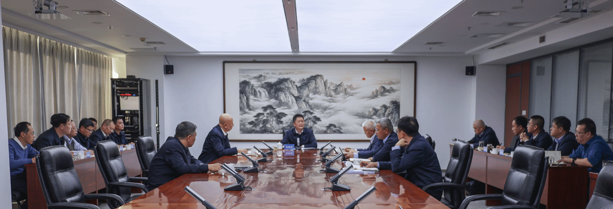 山西建投集团传达学习贯彻省委十二届九次全会暨省委经济工作会议精神