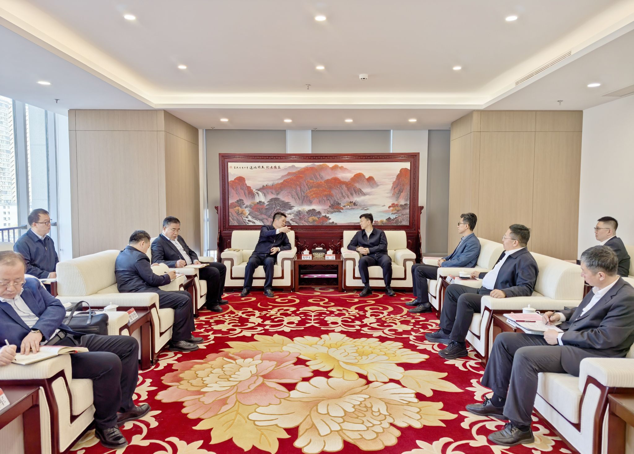 山西建投集团与华电山西能源公司举行工作会谈