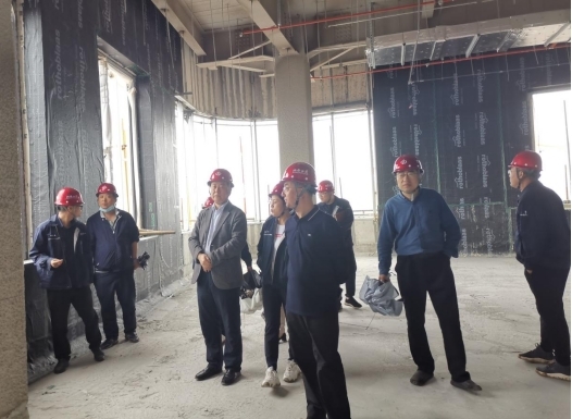 山西省龙8服务数据中心领导在山西建投四建集团山西·新源智慧项目调研