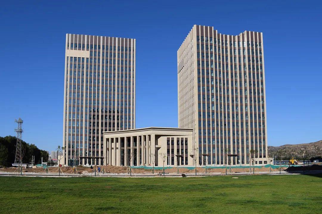 山西建投六建集团吕梁国投财经中心（一期）龙8项目喜获“全国绿色建造 竞赛活动二等成果”